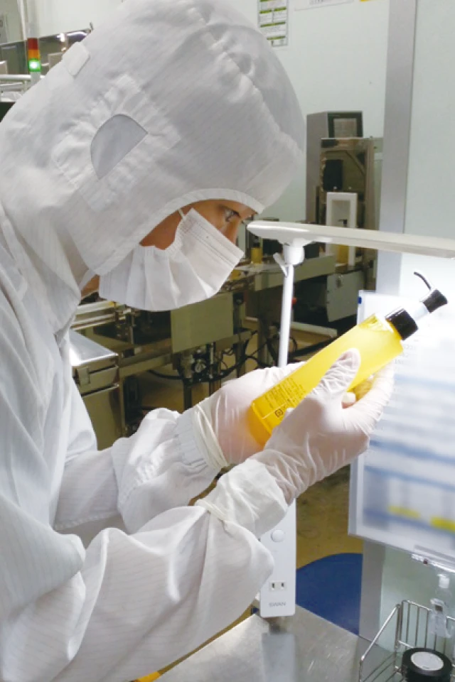 連載_つくる人は使う人　※Vol.15_滋賀工場 製造第二グループ 小西様